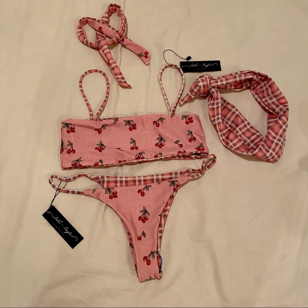 LALI+LAYLA REVERSIBLE BIKINI SET w/accessories